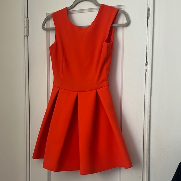 Orange Sleeveless Backless Fit and Flare Dress - Preloved - Picture 3 of 3